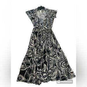 WHBM short-sleeved dress